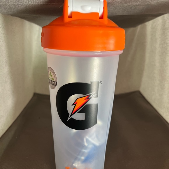 Gatorade shaker cup - Picture 2 of 4